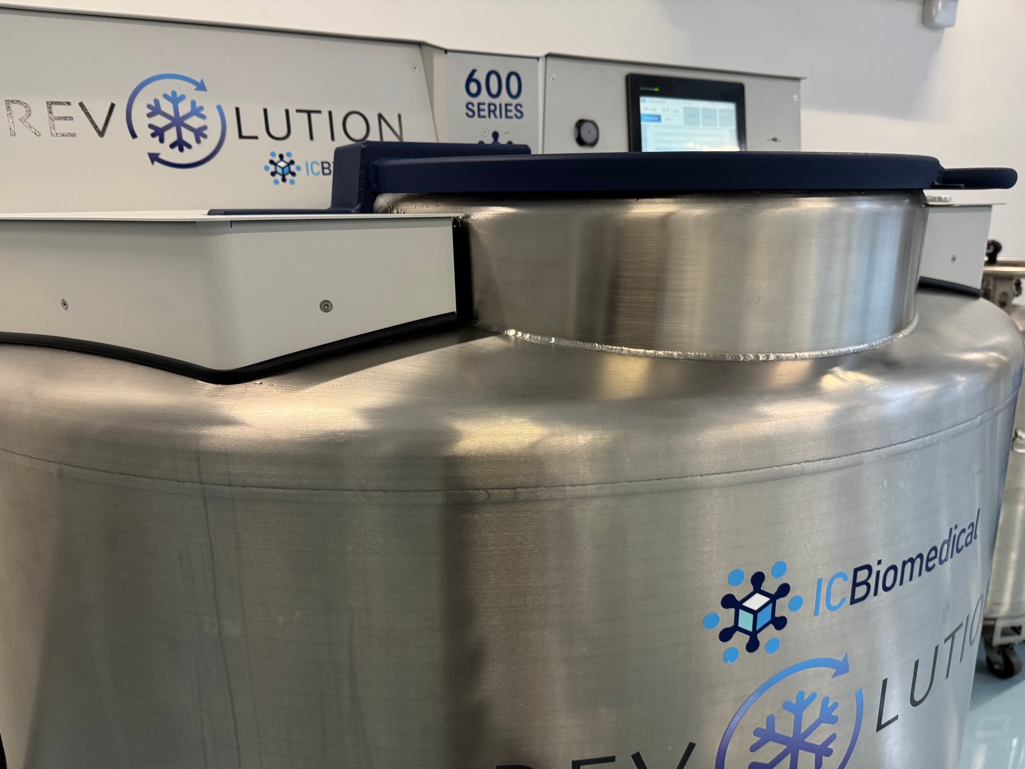 Liquid nitrogen vapor-phase cryogenic storage system at Trepte Biostorage in San Diego. Liquid nitrogen vapor-phase cryogenic storage system at Trepte Biostorage in San Diego.