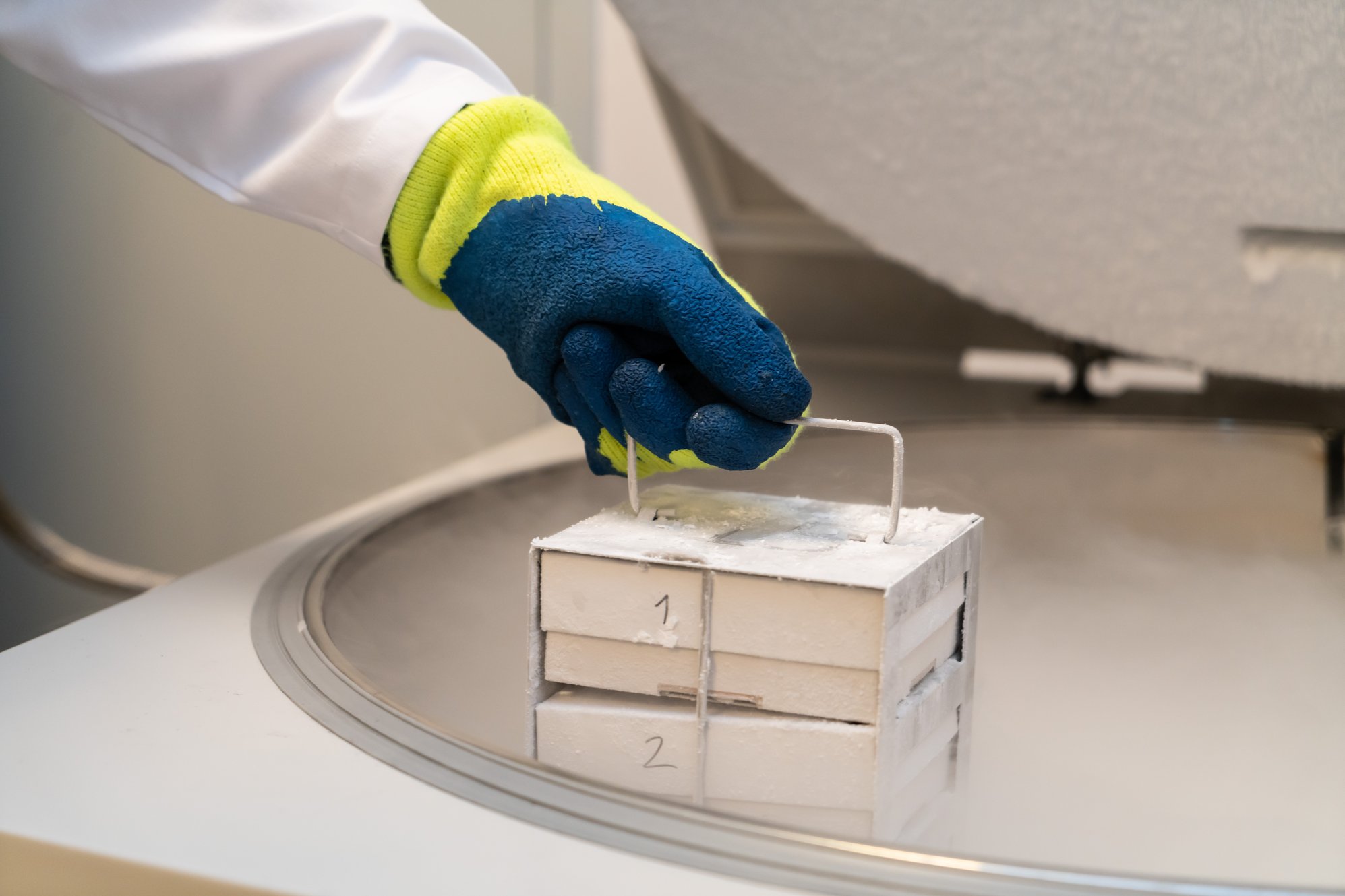 Customize cryogenic sample storage